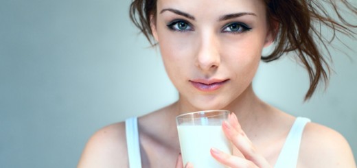 young-brunette-with-a-glass-of-milk